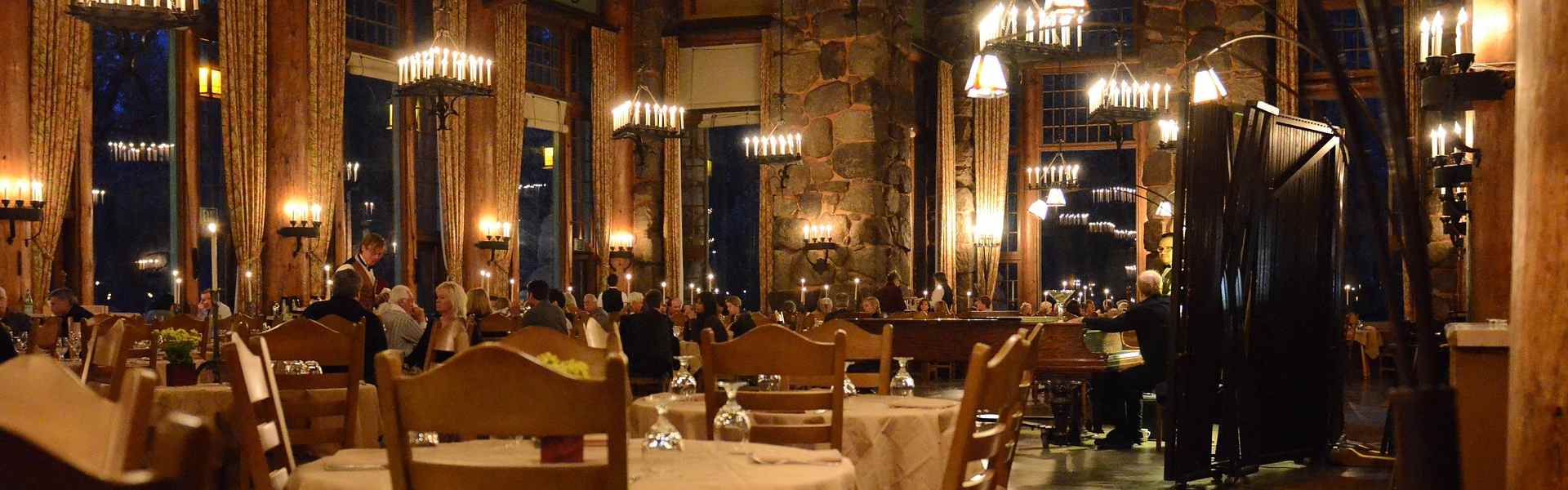Clientle   table au restaurant
